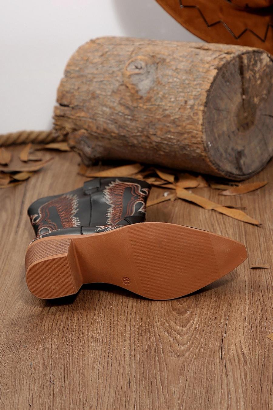 Femme Bottes | Bottes Mi-Mollet à Bout Pointu Et Motif Brodé Noir