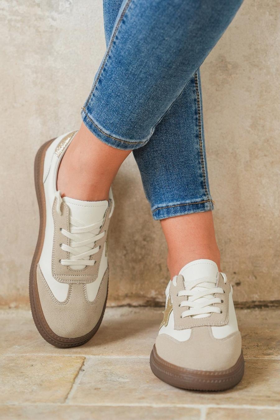 Femme Sneakers | Baskets à Lacets à Motif Patchwork D'étoiles Dorées Scintillantes