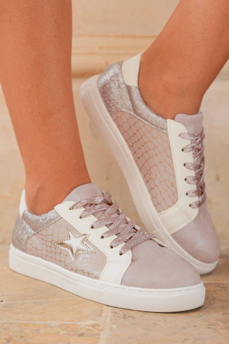 Femme Sneakers | Baskets à Lacets En Cuir Pu Avec Patchwork D'étoiles Pailletées Dorées