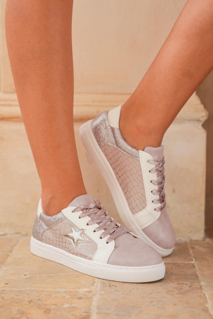 Femme Sneakers | Baskets à Lacets En Cuir Pu Avec Patchwork D'étoiles Pailletées Dorées